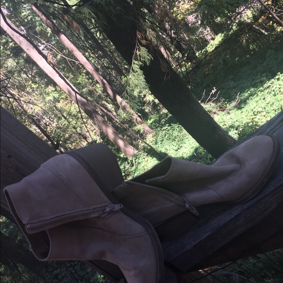 Tan Swede cloth fringed short  cowboy boots,HP25 - Picture 9 of 9